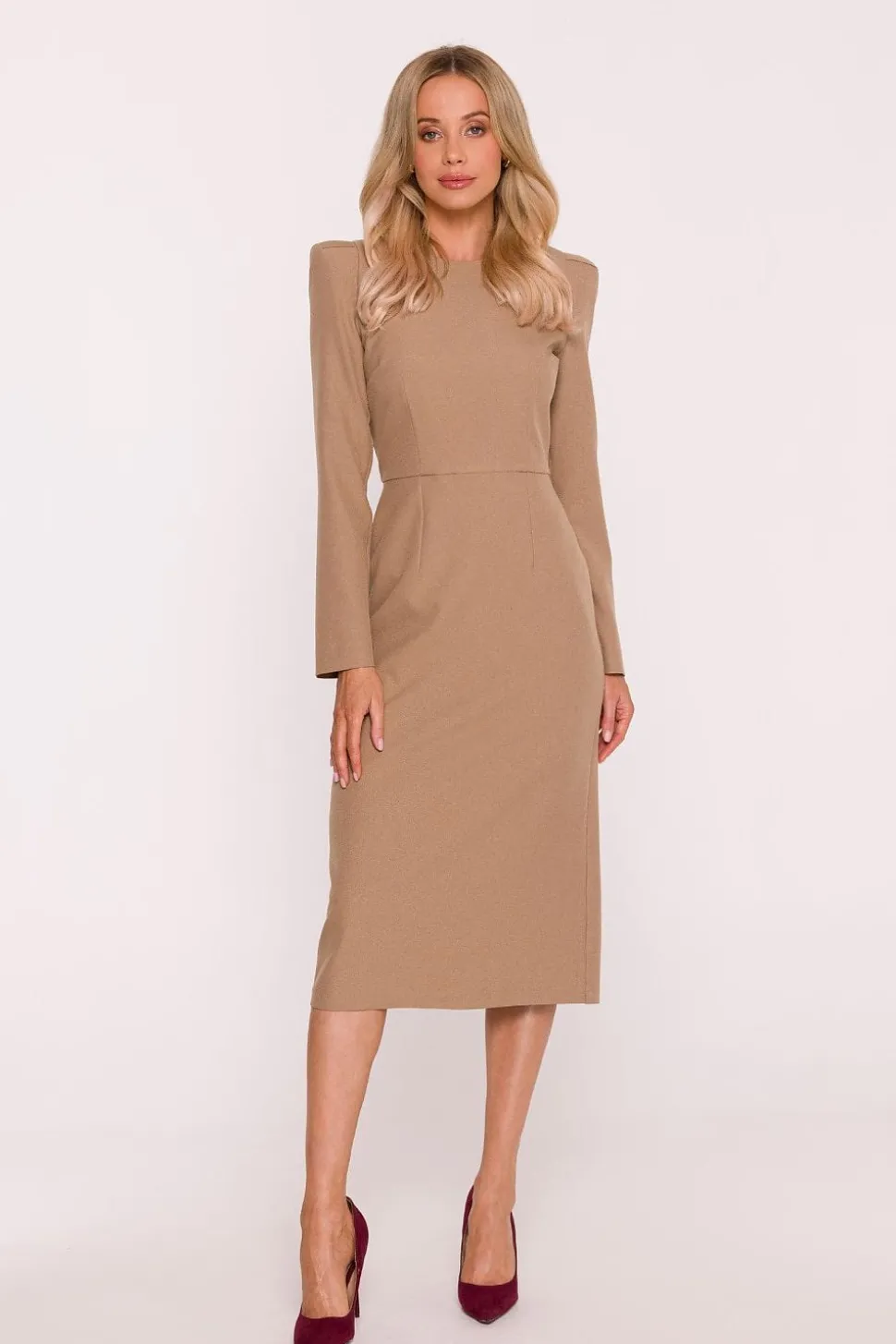 Robe habillée beige midi manches longues