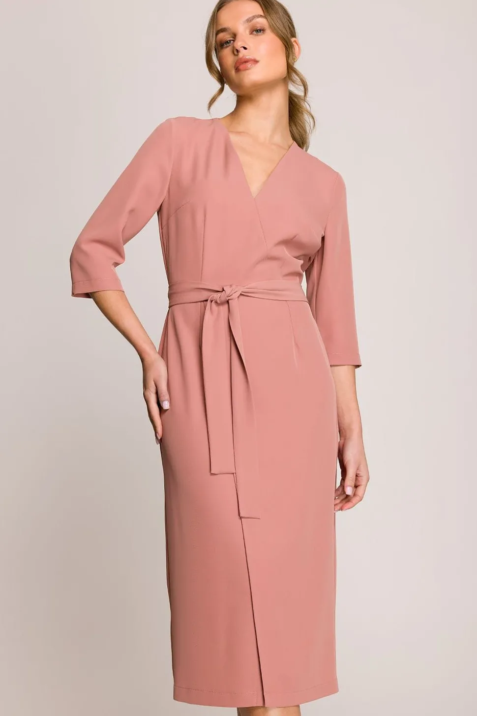 Robe habillée midi droite manches 3/4