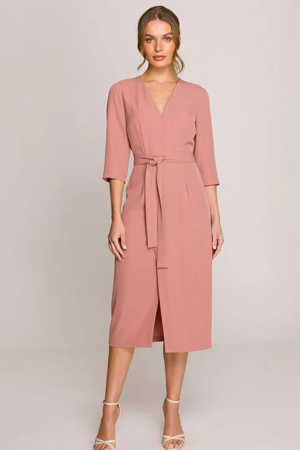 Robe habillée midi droite manches 3/4