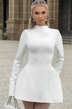 Robe habillée mini dos nu manches longues