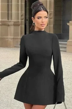 Robe habillée mini dos nu manches longues