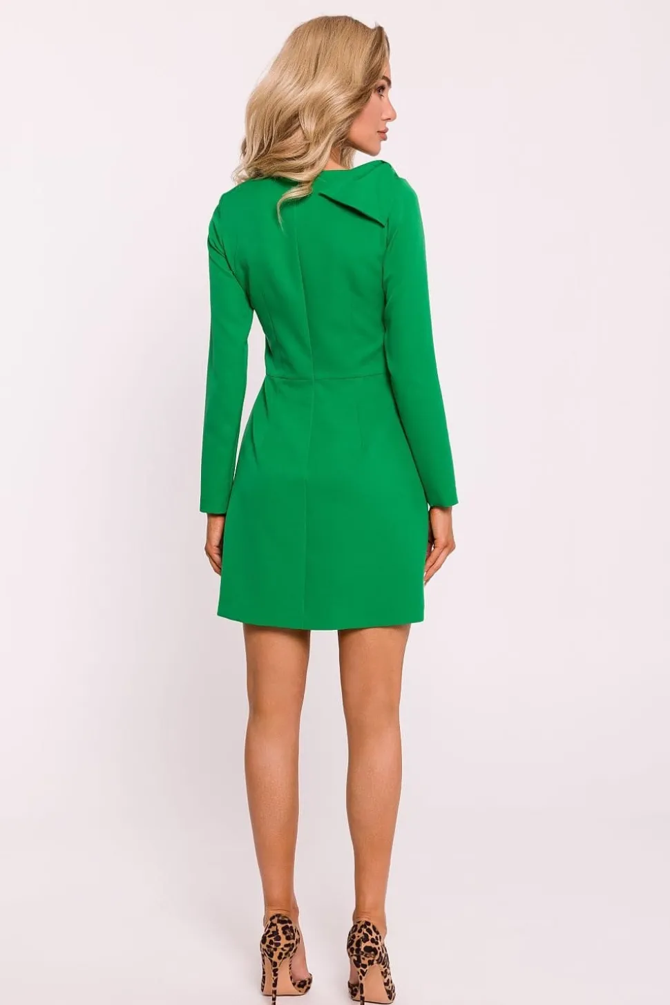 Robe habillée mini manches longues