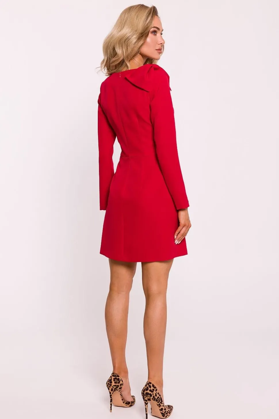 Robe habillée mini manches longues