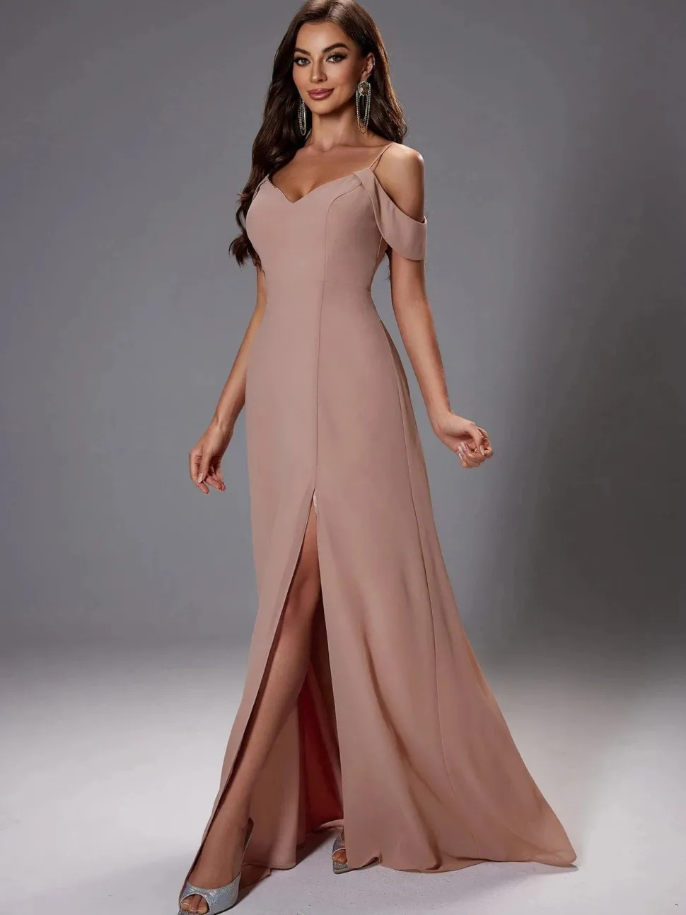 Robe invitée de mariage chic beige