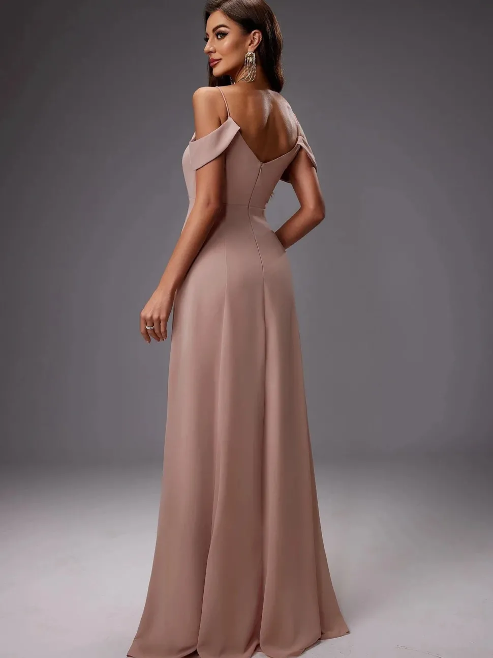Robe invitée de mariage chic beige