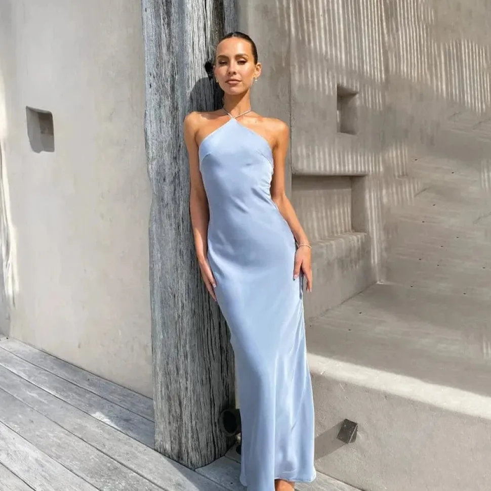 Robe invitée de mariage chic bleu pastel