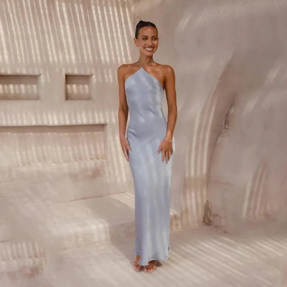 Robe invitée de mariage chic bleu pastel