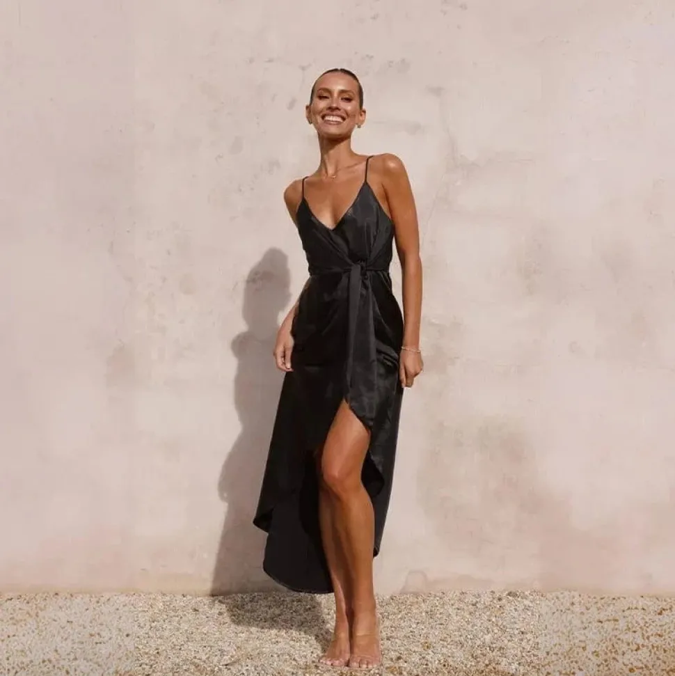 Robe invitée de mariage chic noire