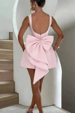 Robe invitée de mariage dos nu rose poudré