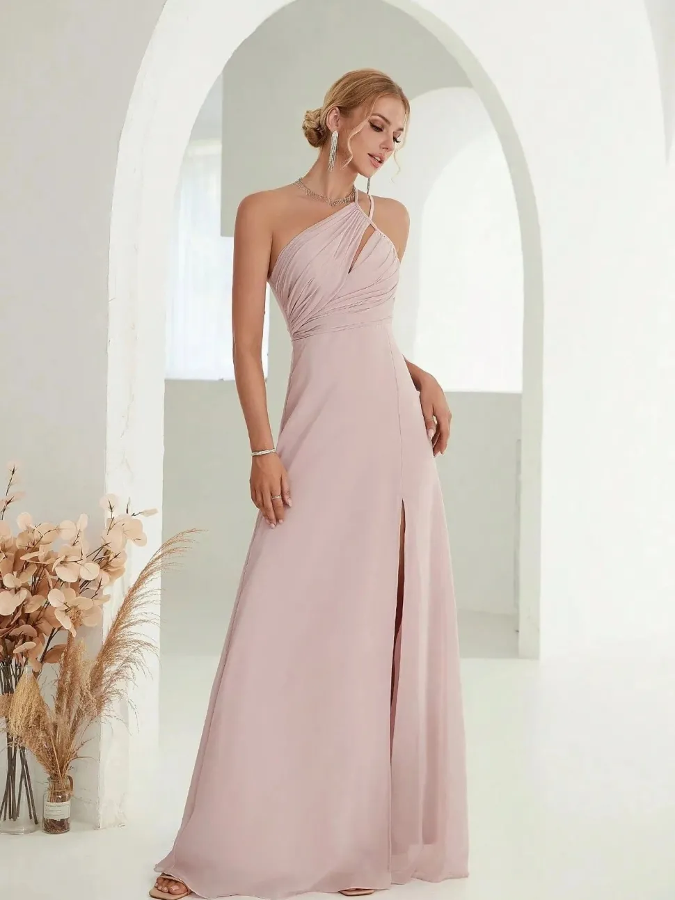 Robe invitée de mariage fendue fluide chic