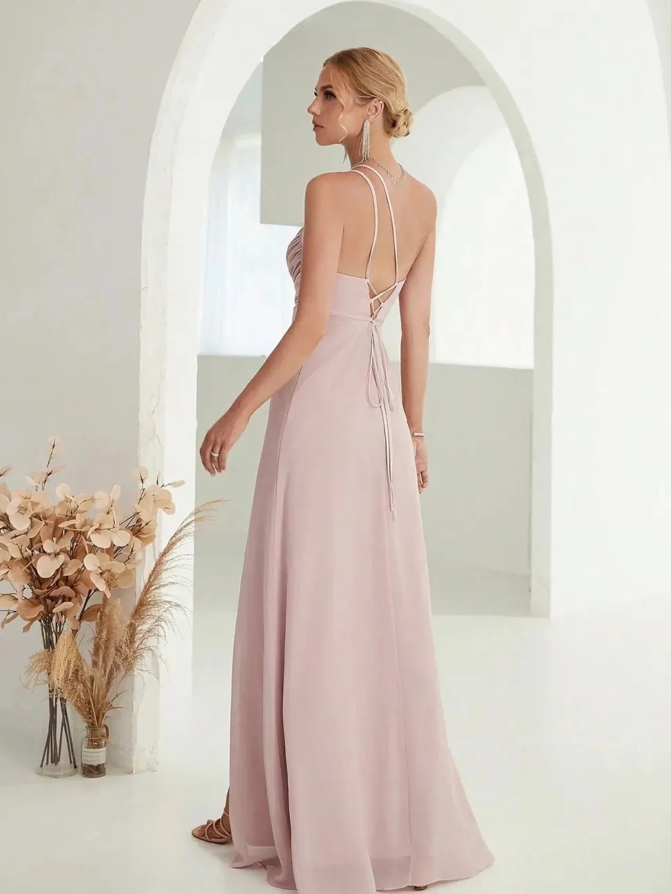 Robe invitée de mariage fendue fluide chic