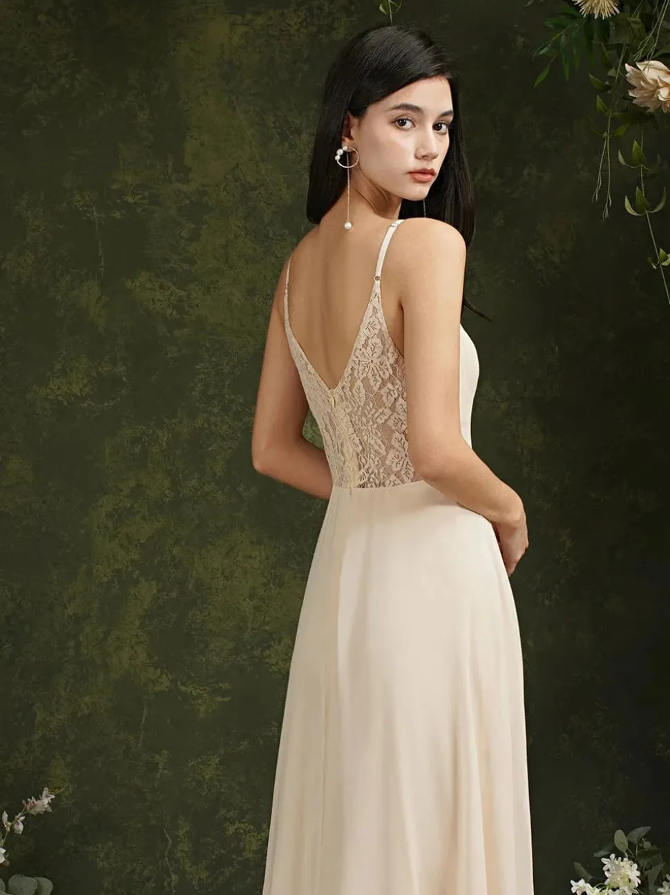 Robe invitée de mariage longue évasée à bretelles