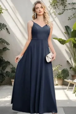 Robe invitée de mariage longue évasée à bretelles