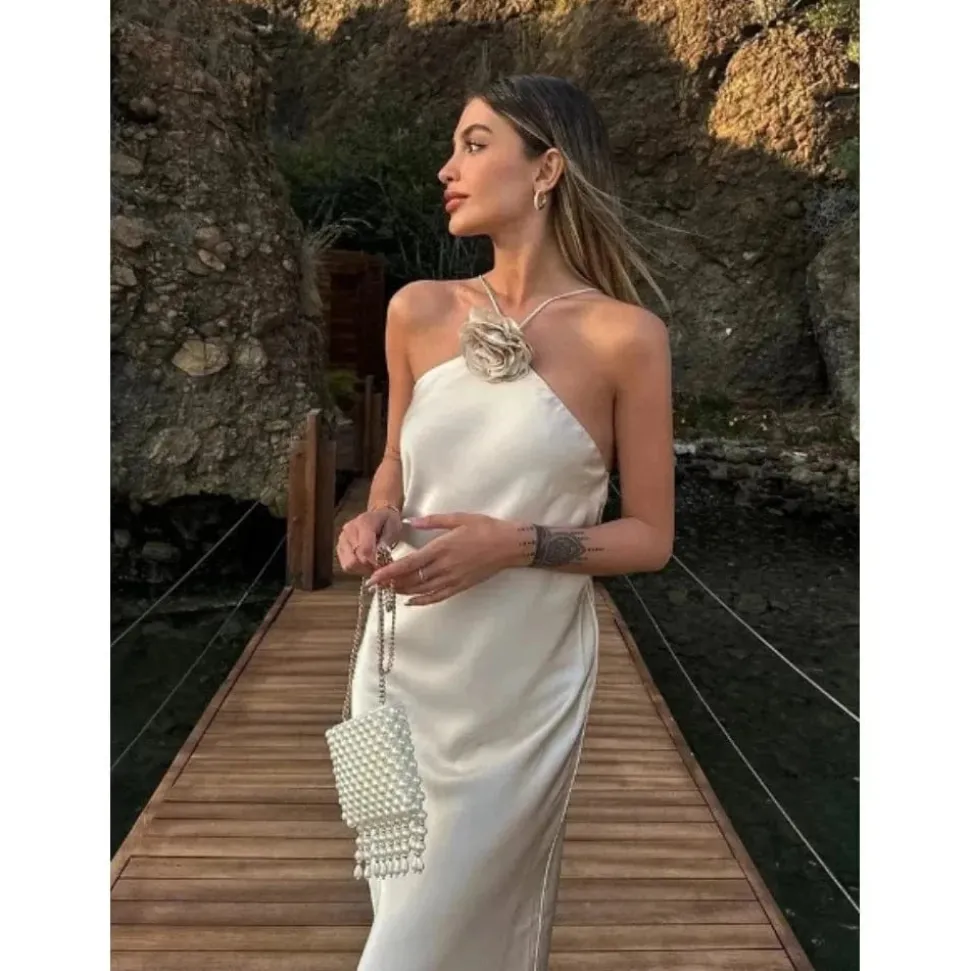 Robe invitée de mariage satin dos nu
