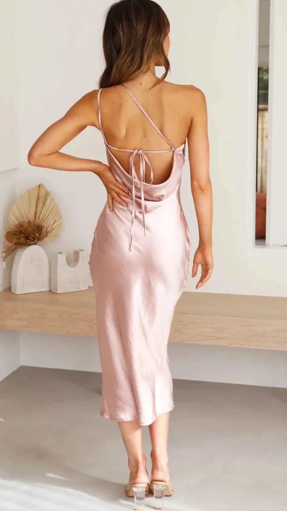 Robe invitée de mariage terracotta épaule dénudée