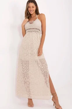 Robe longue bohème beige dentelle dos nu