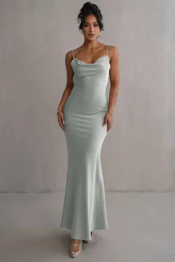Robe longue dos nu à brettelles spaghetti
