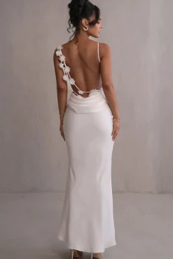 Robe longue dos nu à brettelles spaghetti