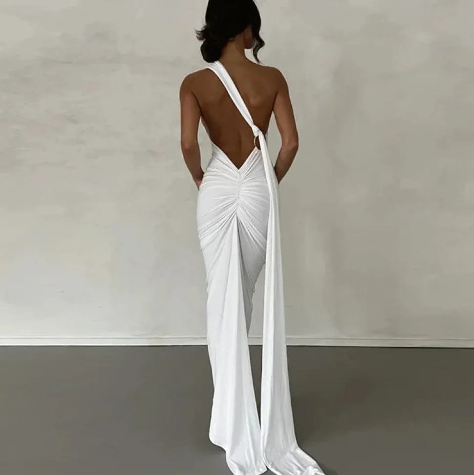 Robe longue dos nu chic