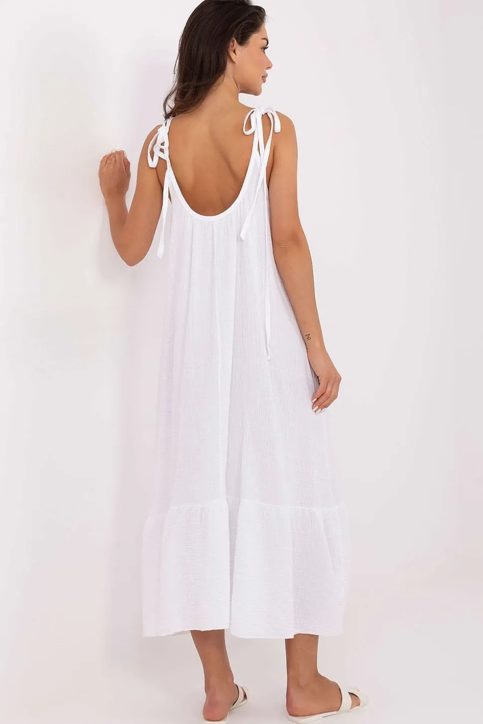 Robe longue d’été fluide blanche dos nu