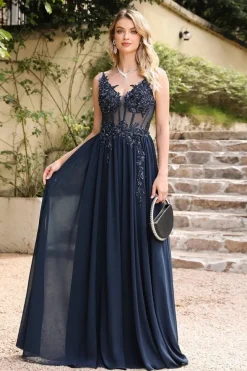 Robe longue en tulle avec appliqués sexy