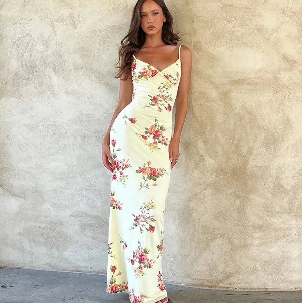 Robe longue fleurie avec brettelles spaghetti