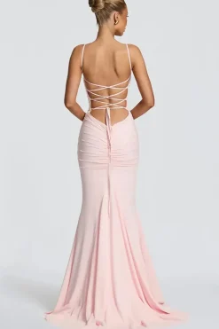 Robe longue moulante à bretelles fines et dos nu