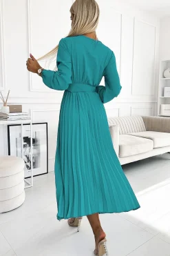 Robe longue plissée fluide manches longues