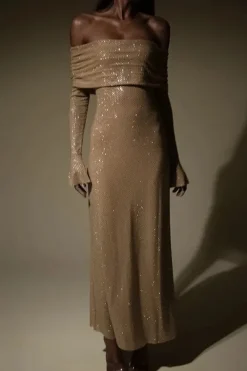 Robe longue sequin épaules dénudées