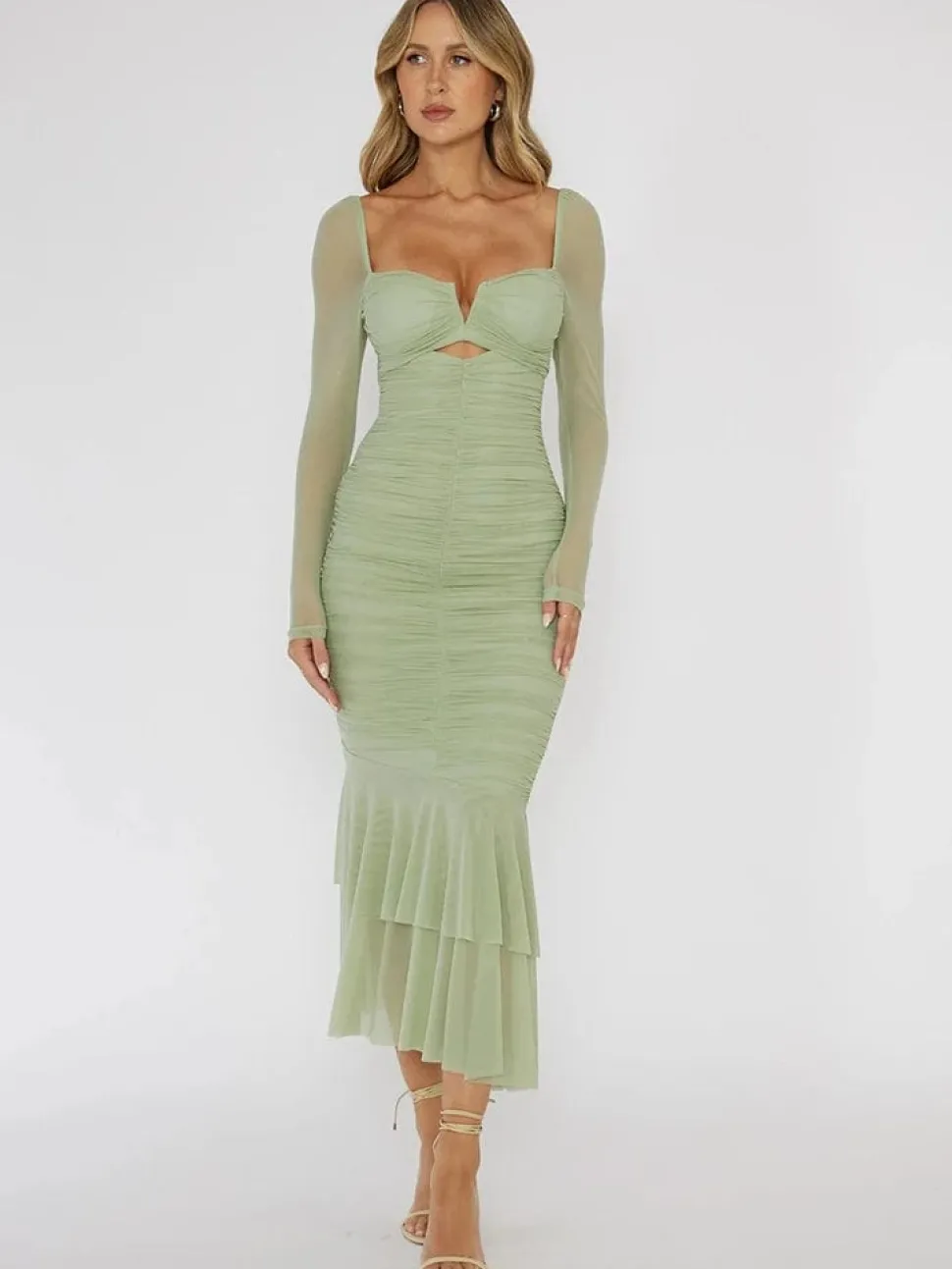 Robe midi avec manches transparentes