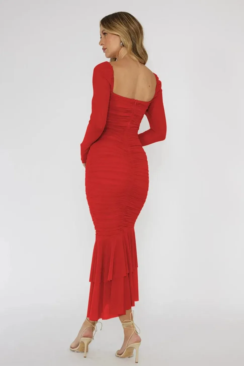 Robe midi avec manches transparentes