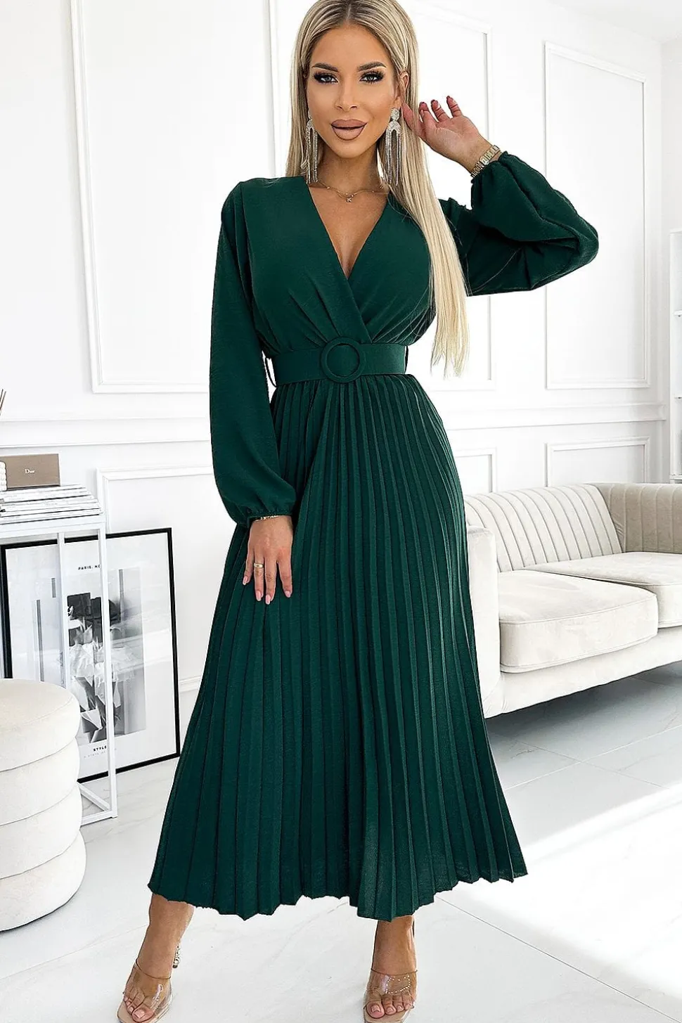 Robe midi plissée verte manches longues et large ceinture