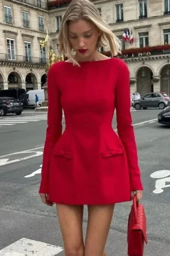 Robe mini rouge habillée manches longues