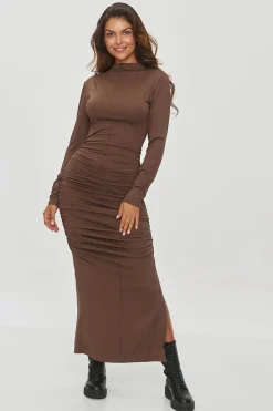 Robe moulante col roulé longue fendue