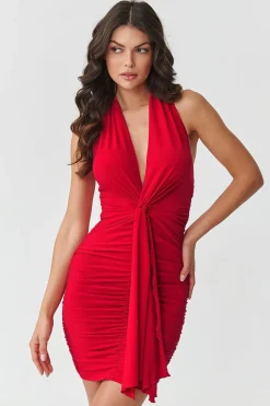 Robe moulante rouge courte sans manches