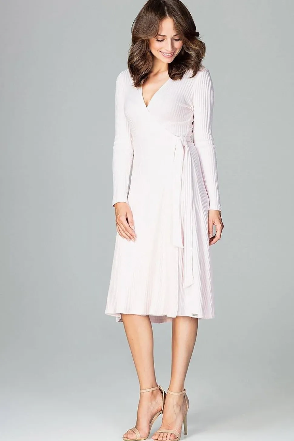 Robe portefeuille blanche midi manches longues