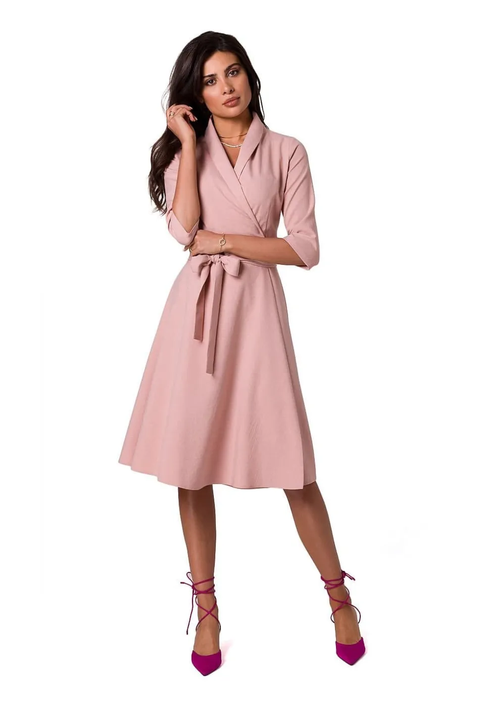 Robe portefeuille rose midi chic manches longues