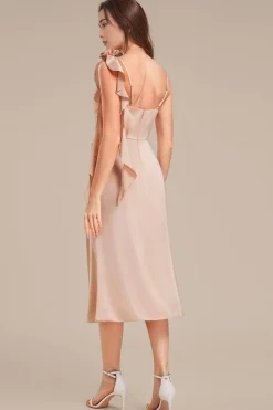 Robe pour invitée au mariage midi couleur champagne