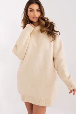 Robe pull ample