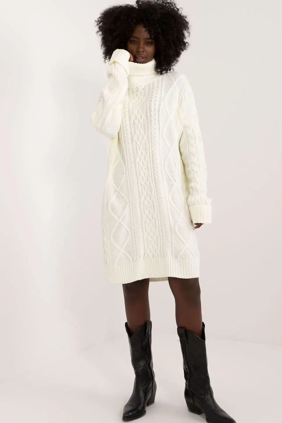 Robe pull col roulé manche longue