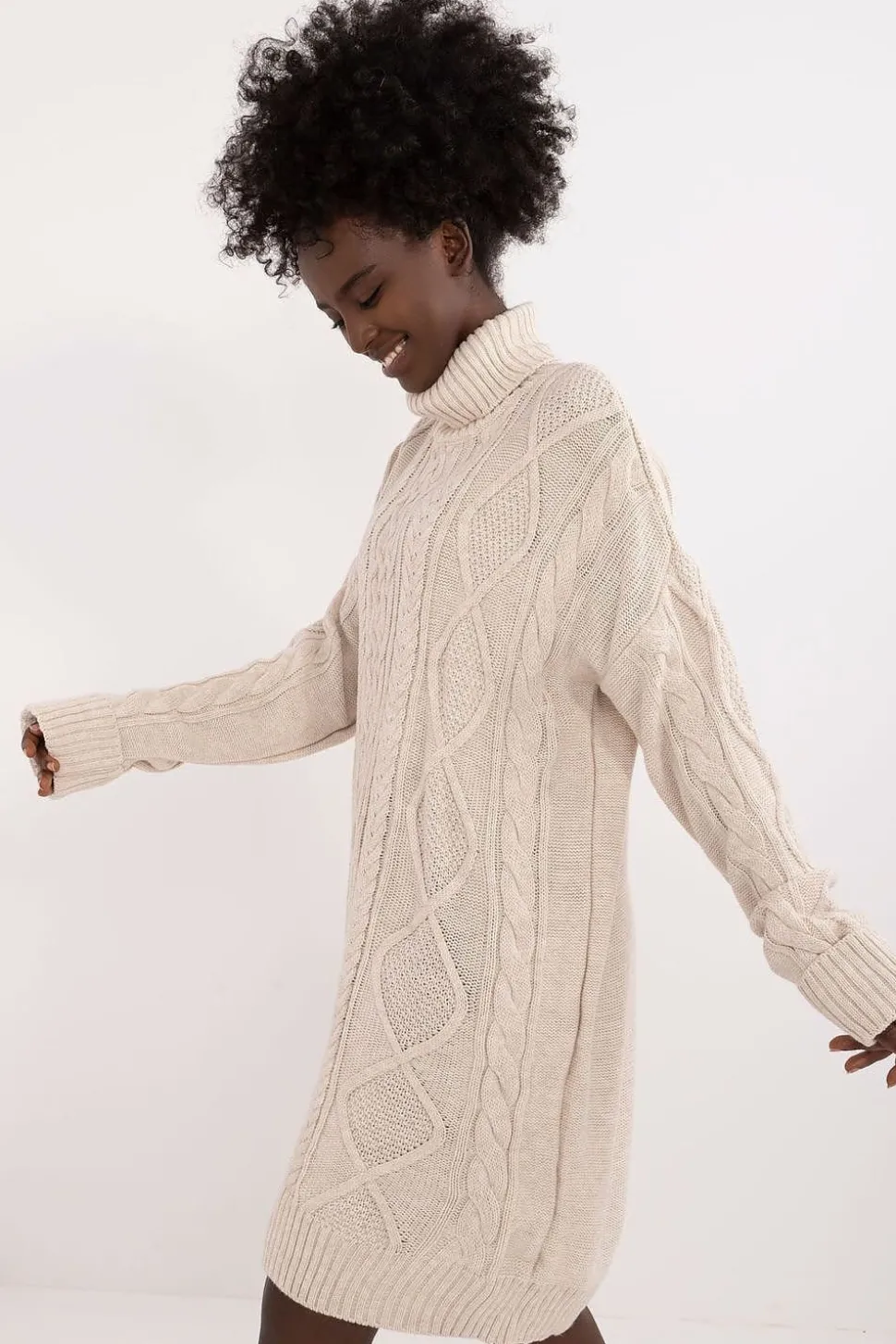 Robe pull col roulé manche longue