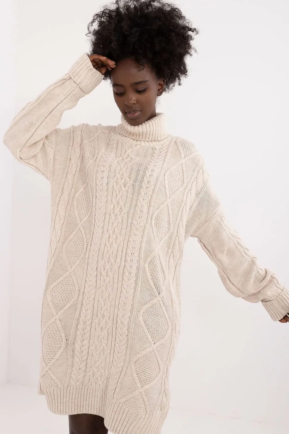 Robe pull col roulé manche longue