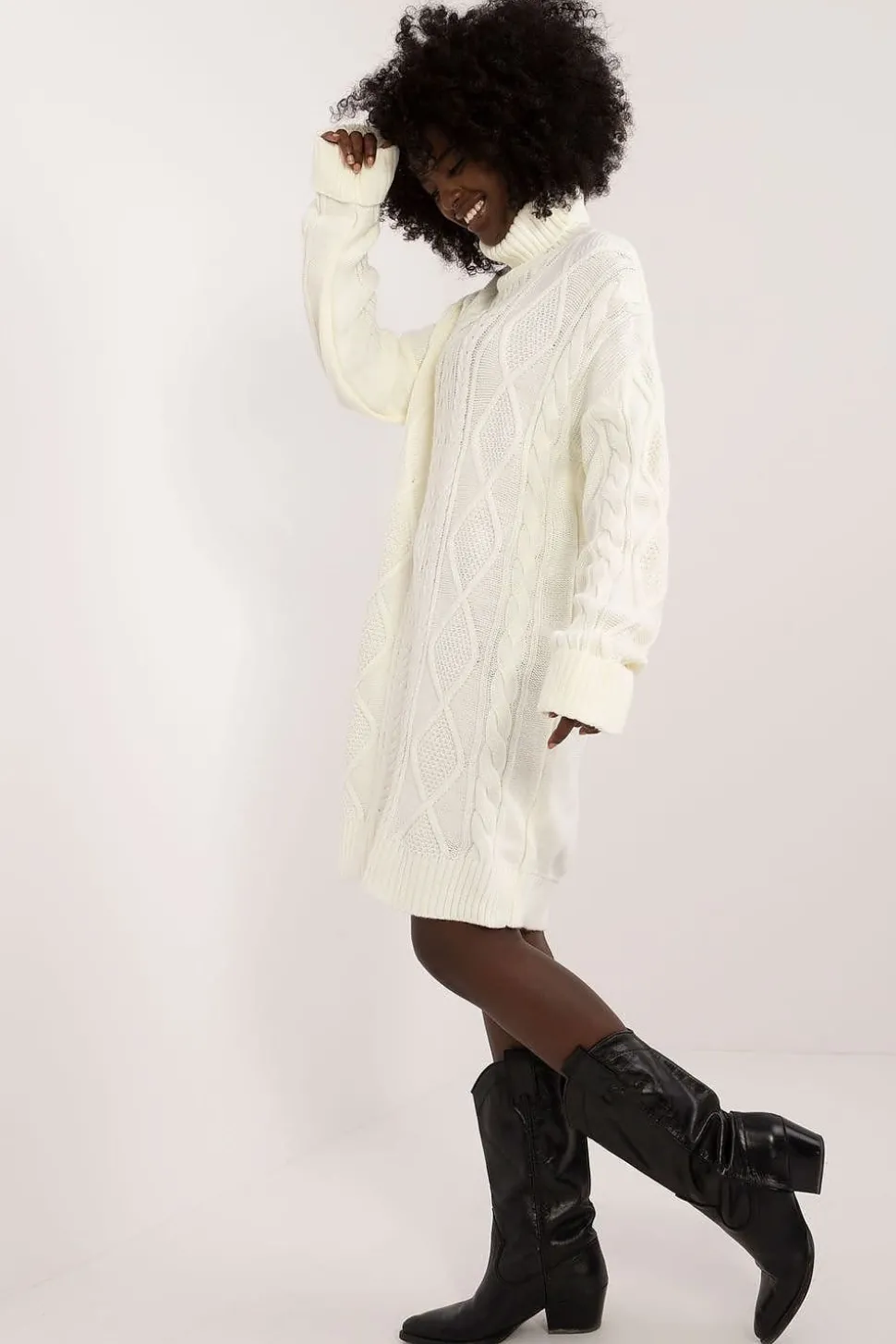 Robe pull col roulé manche longue