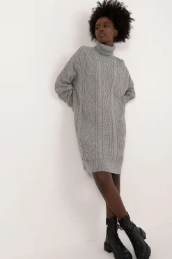Robe pull col roulé manche longue