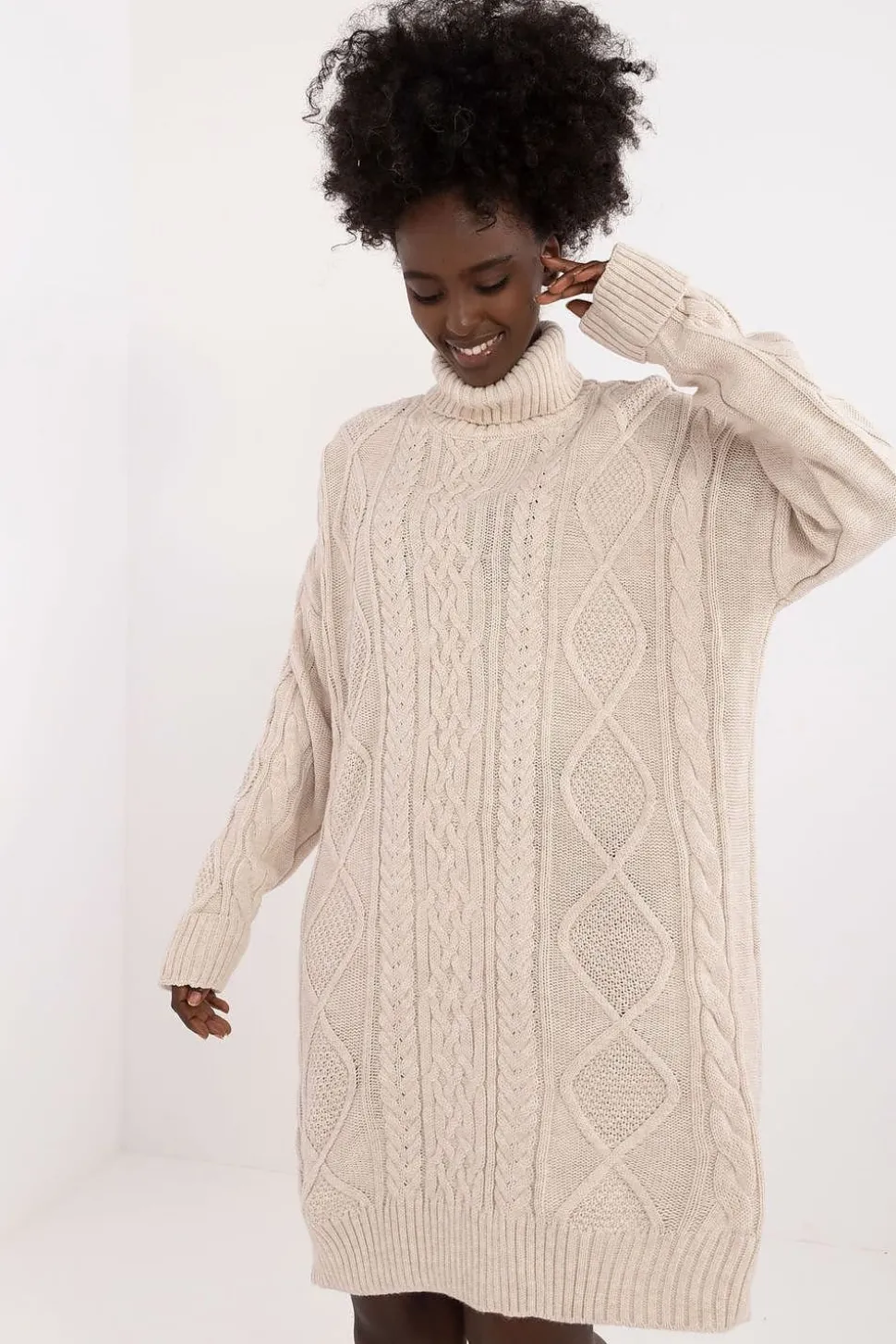 Robe pull col roulé manche longue