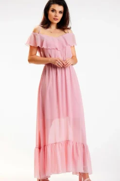 Robe rose longue épaules dénudées