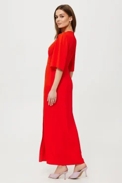Robe rouge longue taille empire