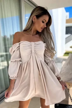 Robe été courte fluide épaules dénudées