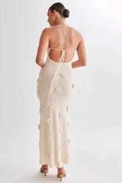 Robe été crochet longue dos nu
