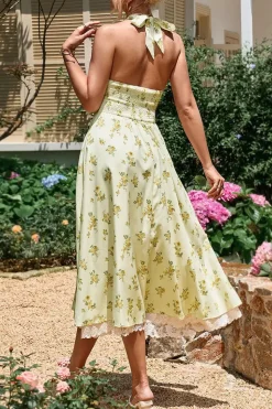 Robe été fleurie midi fluide décolleté profond